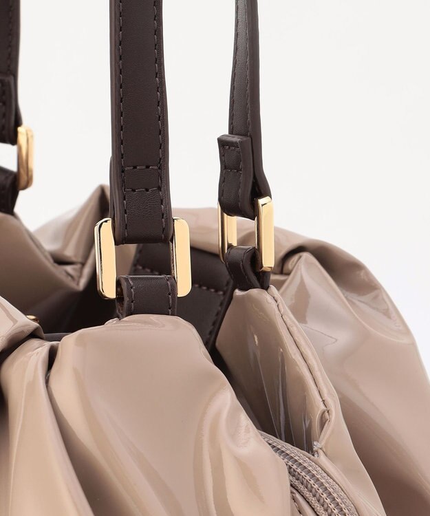 LA BAGAGERIE ソフトエナメル2WAYハンドバッグ Mサイズ グレージュ