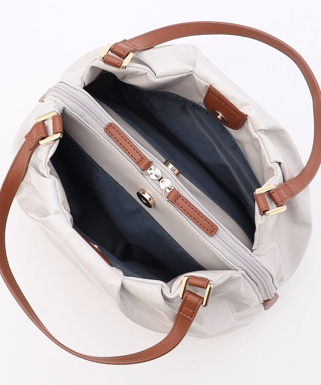 LA BAGAGERIE ソフトエナメル2WAYハンドバッグ Mサイズ アイボリー