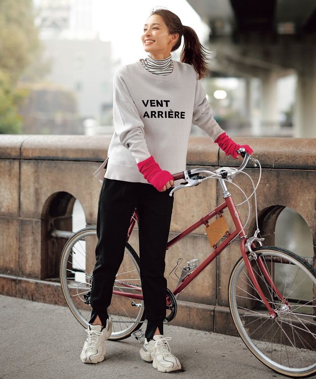 UNFILO 【新色追加】スウェットライク ロゴニット グレージュ×ブラックロゴ