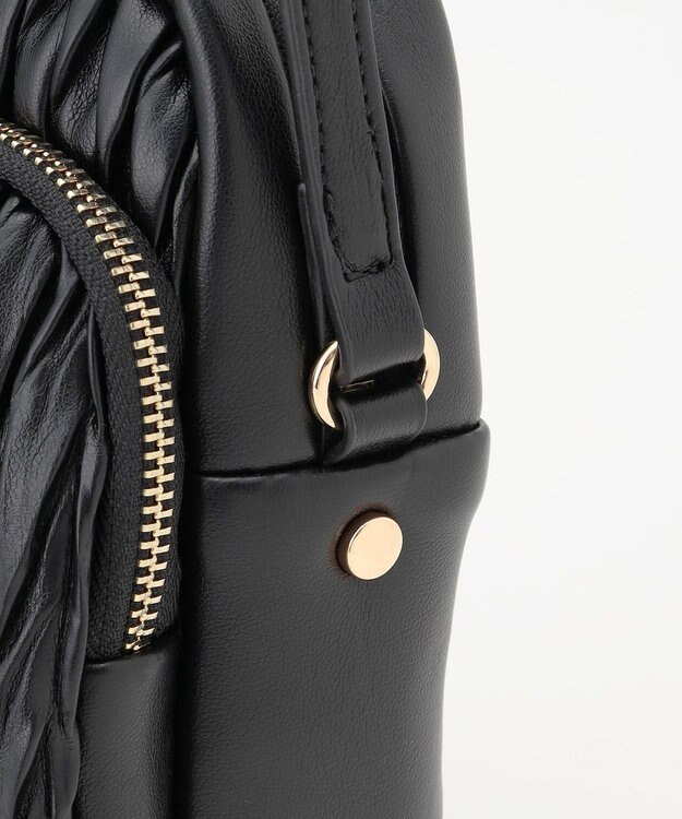 LA BAGAGERIE ランダムプリーツショルダーバッグ タテ ブラック