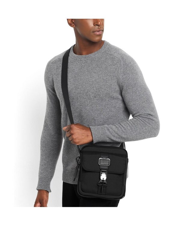 TUMI メンズ  Alpha Bravo 「ジュニア」クロスボディ ブラック