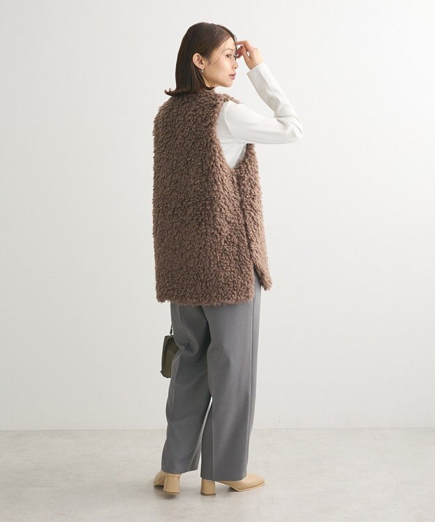 Green Parks シープライクファーベスト Gray Beige