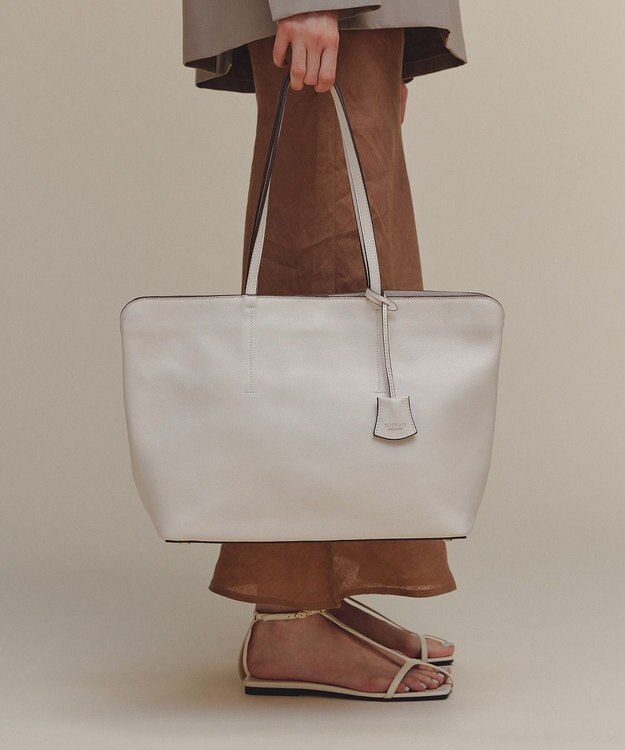 TOPKAPI 【TREASURE TOPKAPI】フロントステッチ　レザーA4トートバッグ クリーム