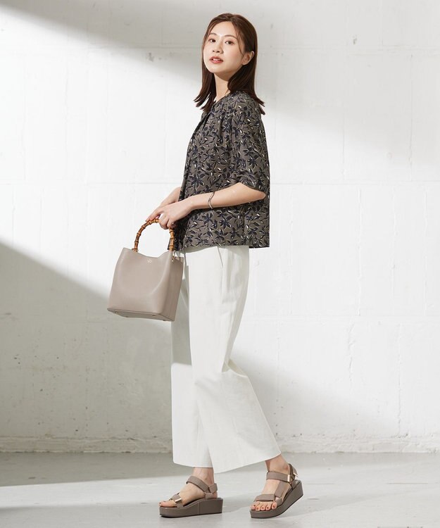 J.PRESS LADIES 【洗える】ボタニカルプリント ブラウス カーキ系5