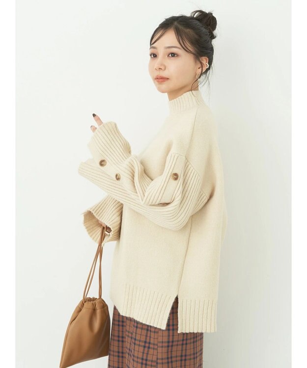 earth music&ecology 袖ボタンニットプルオーバー Ecru