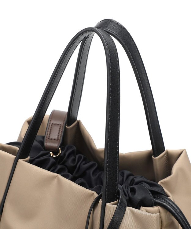 style code 【PADMA/パドマ】カードケース付　ナイロン巾着トートバッグ ベージュ