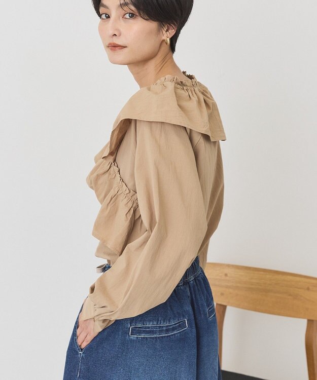AMERICAN HOLIC フリルVネックブラウス Mocha