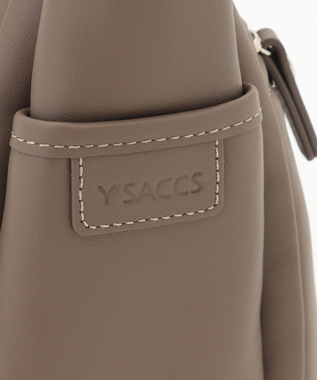 Y'SACCS カウレザー スクエア2wayミニトート グレージュ