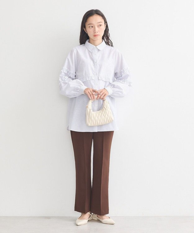 earth music&ecology レギュラーカラーフリルシャツ Off White