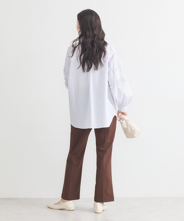 earth music&ecology レギュラーカラーフリルシャツ Off White