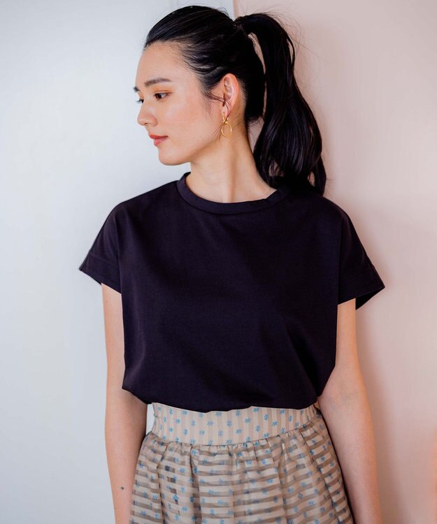 組曲 L 【汗ジミ防止・撥水】GIZAプレーティング天竺フレンチスリーブ カットソー ブラック系