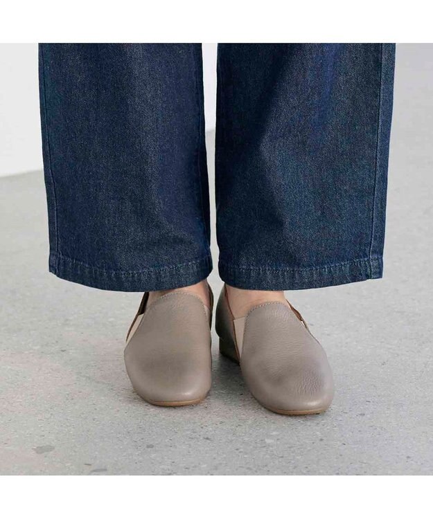 ing <ing>【WEB限定】スリッポンシューズ ベージュ