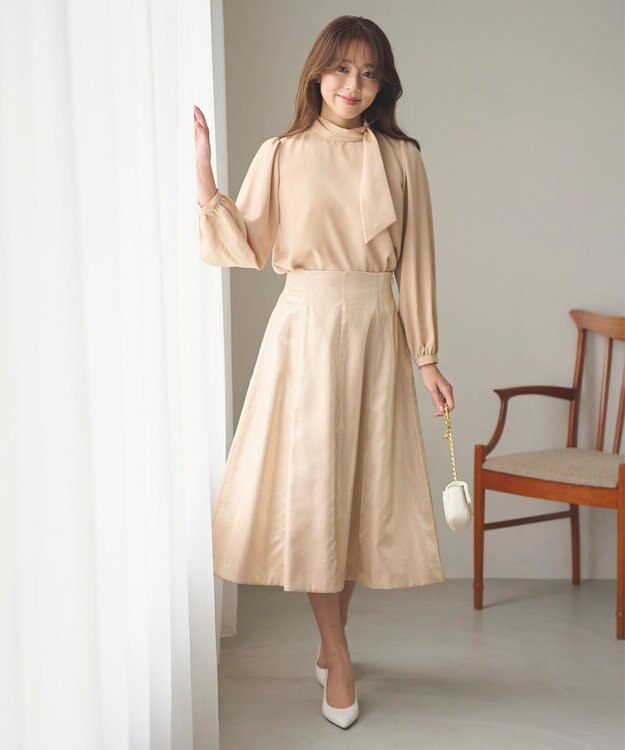 Feroux 【洗える】シャイニーフレアスカート ベージュ系