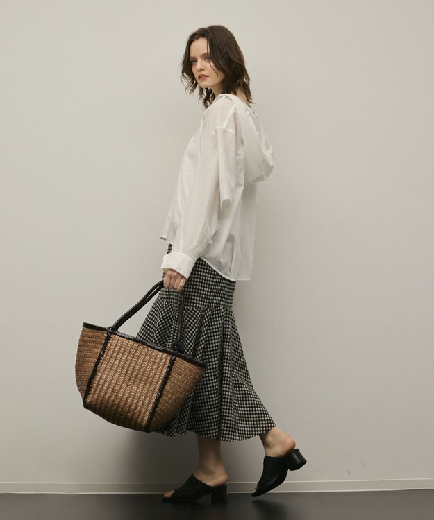 GRACE CONTINENTAL フードシャツ ホワイト