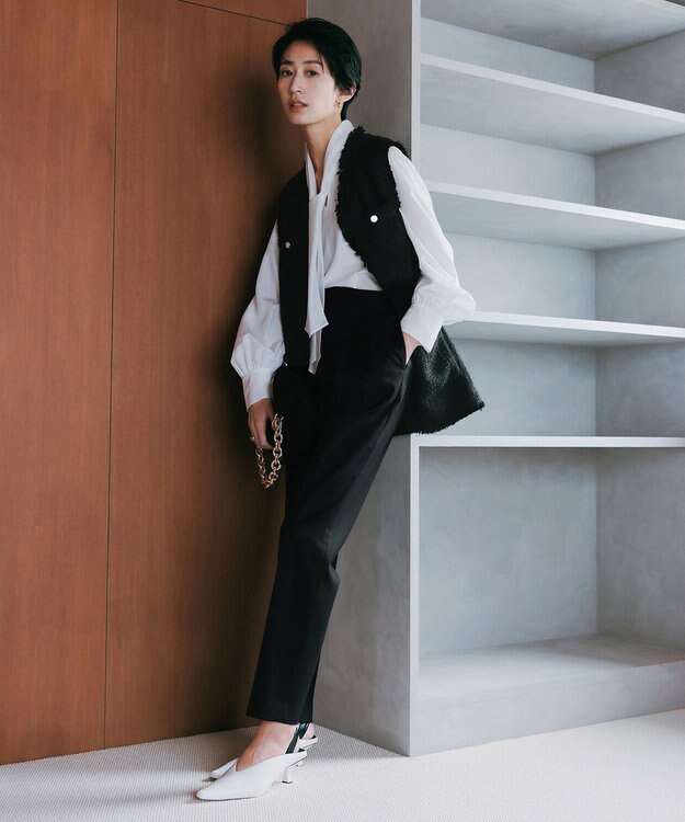 ICB ライトツイード ジレ ブラック系