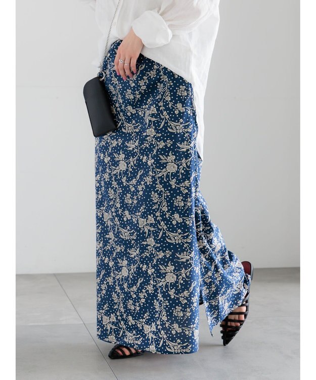 Te chichi 【LIBERTY FABRICS】フレアスカート ネイビー