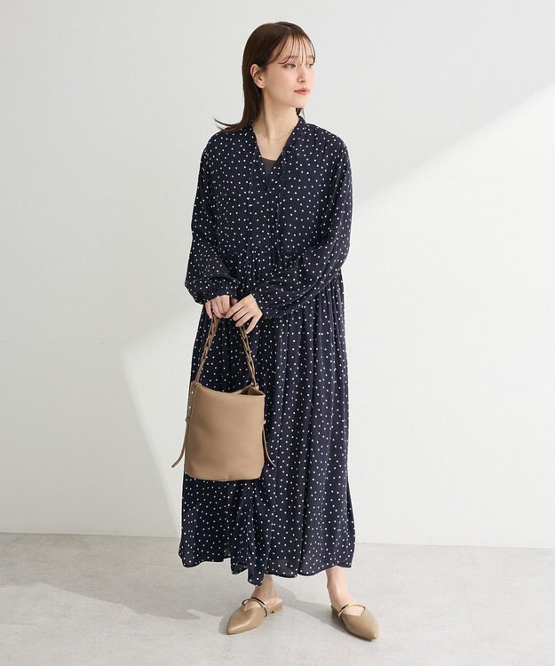 Green Parks スキッパーギャザーワンピース Dot