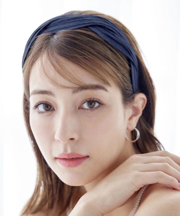 Tiaclasse ツイストデザインブレイドカチューシャ ネイビー(幅広タイプ）