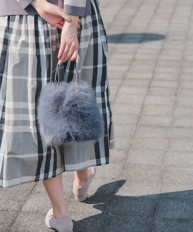 Tiaclasse フェイクファー巾着バック ブルーグレー