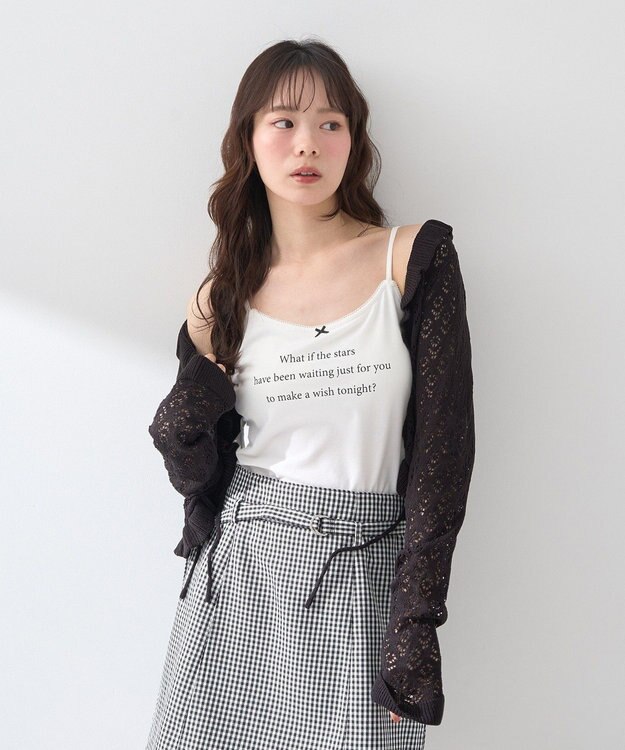 earth music&ecology メッセージプリントカップ付きキャミソール Off White