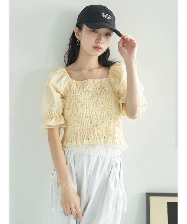 earth music&ecology フラワー刺繍ブラウス Yellow