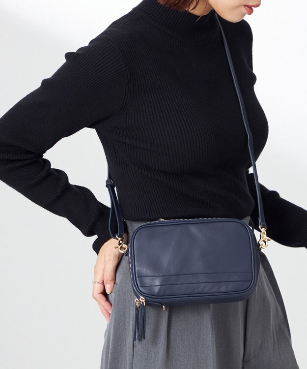 Y'SACCS 木村多江×Y'SACCS スクエアマルチショルダー ネイビー