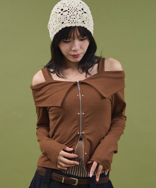 WEGO オフショルスタッズデザイントップ ブラウン