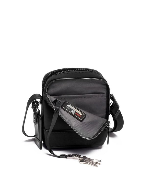 TUMI メンズ  TUMI HARRISON 「ニコルス」スモール・クロスボディ ブラック