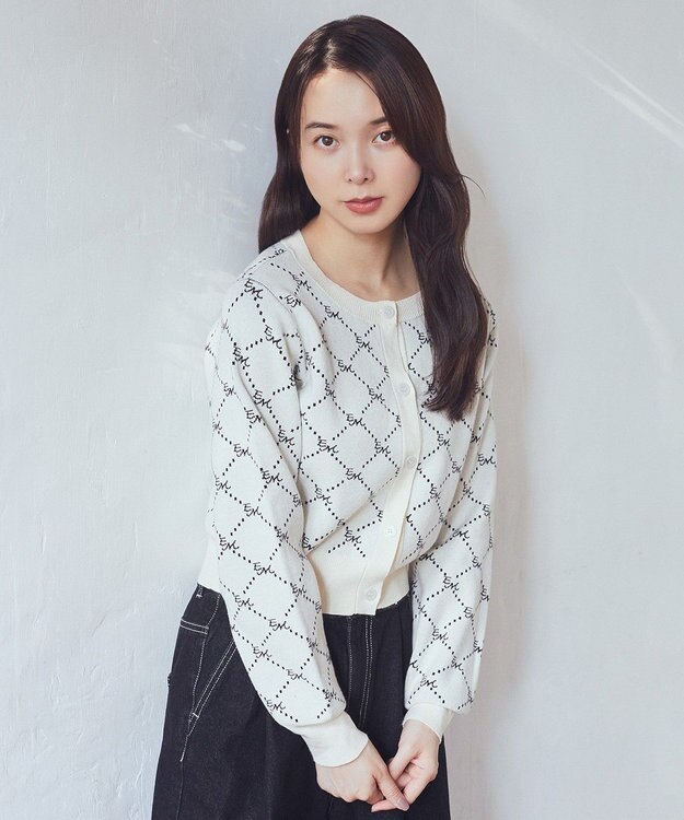 earth music&ecology モノグラムコンパクトニットカーディガン Ivory