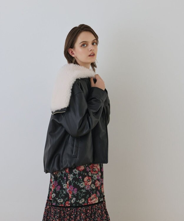 GRACE CONTINENTAL フェイクレザーボンバージャケット ブラック