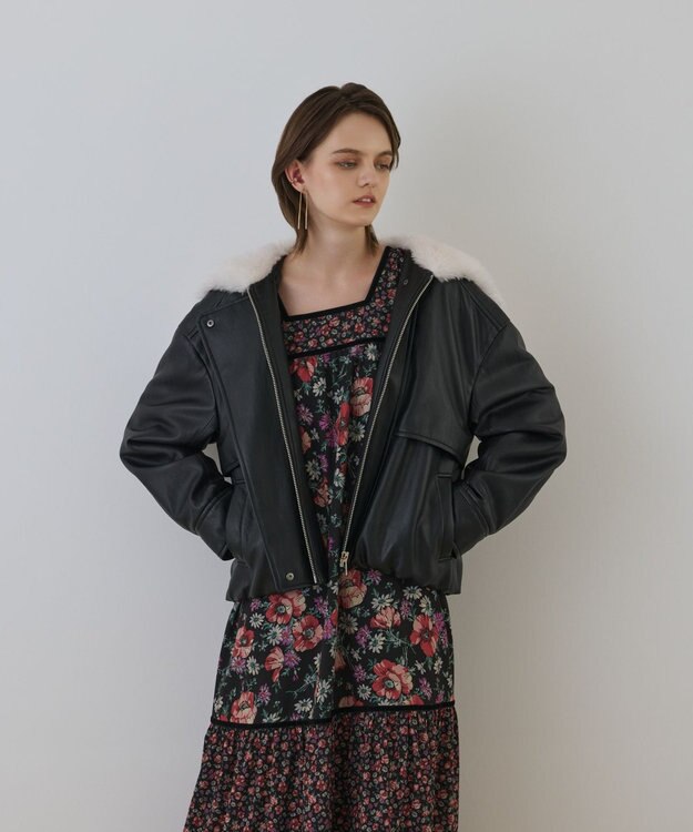 GRACE CONTINENTAL フェイクレザーボンバージャケット ブラック