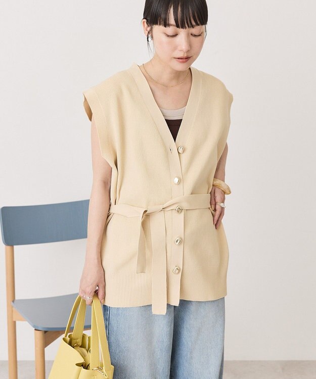 AMERICAN HOLIC 金ボタンニットジレ Ivory