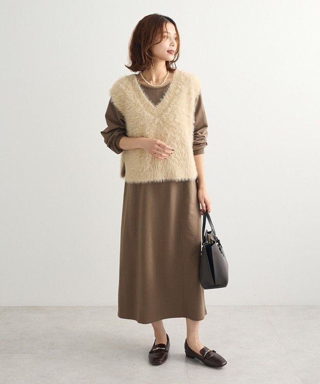 Green Parks ＳＥＴ２点ラメフェザーベスト＋ミニ裏毛ワンピース Beige