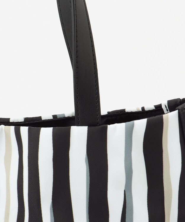 Y'SACCS 【ムック本掲載】ドローイングストライプ　トートバッグ ブラック