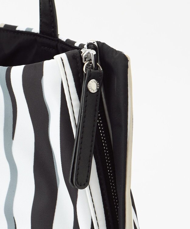 Y'SACCS 【ムック本掲載】ドローイングストライプ　トートバッグ ブラック