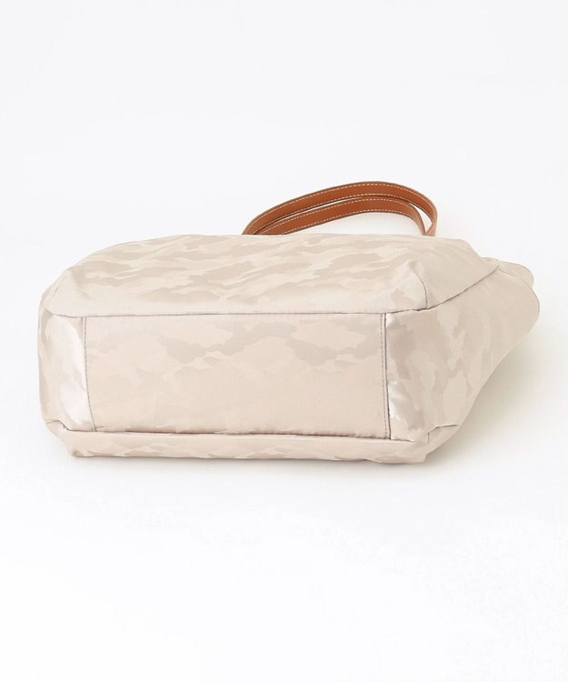 LA BAGAGERIE シャドージャカード A4トートバッグ アイボリー