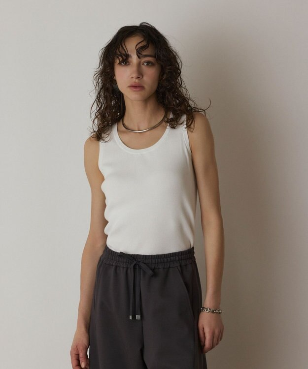 GRACE CONTINENTAL Uネックリブニットトップ ホワイト