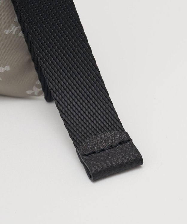 russet ナイロンジャガード巾着ポーチ S(Z-229) N.Gray