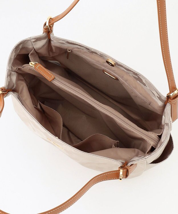 LA BAGAGERIE シャドージャカード A4トートバッグ アイボリー