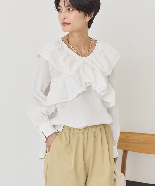 AMERICAN HOLIC フリルVネックブラウス Off White
