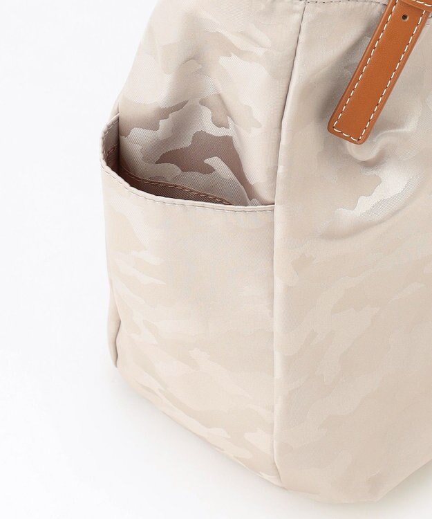 LA BAGAGERIE シャドージャカード A4トートバッグ アイボリー