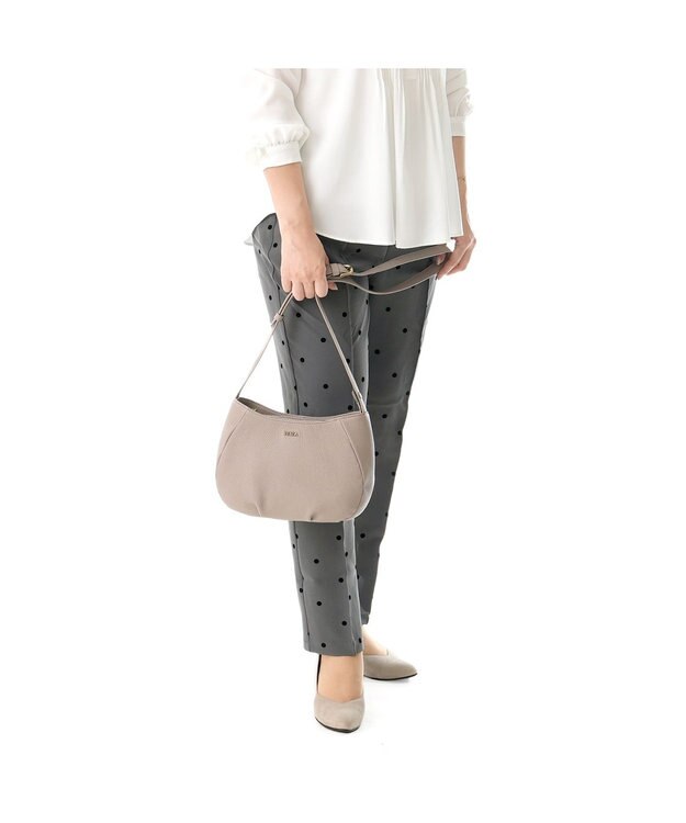 IBIZA ボンダード　ショルダーバッグ ピンクベージュ