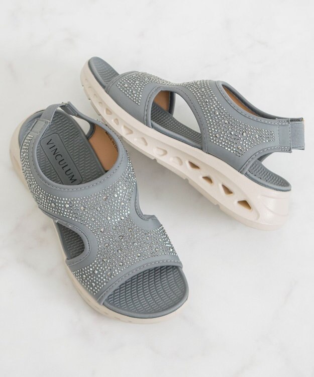 Bridget Birkin 【VINCULUM】フレックスソールビジューサンダル グレー