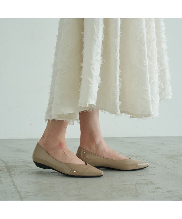 MODE ET JACOMO <carino>【レイン対応】プレーンパンプス ベージュエナメル