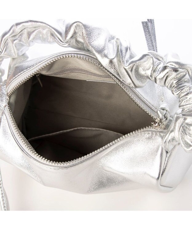 UNBILLION 『VERY』バイヤー大和美帆さんコラボ　ペルケ perche / シープボックスチェーンショルダーバッグ シルバー