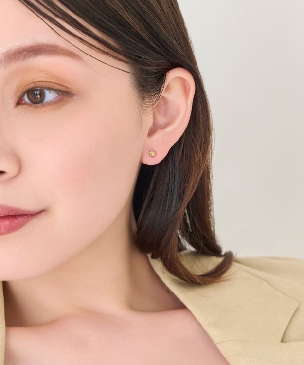 Phoebe 【金属アレルギー対応】プチフラワービジュースタッドピアス　オレンジ オレンジ