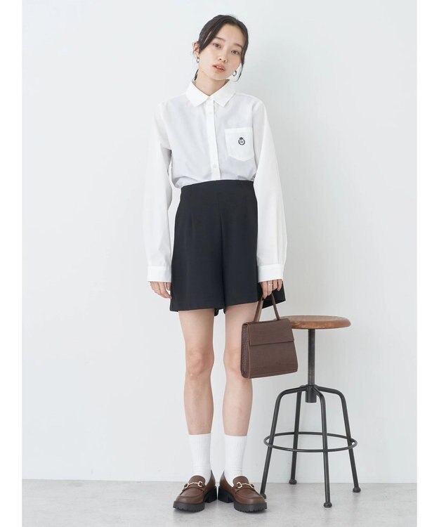 earth music&ecology ロゴ刺繍シャツ Off White