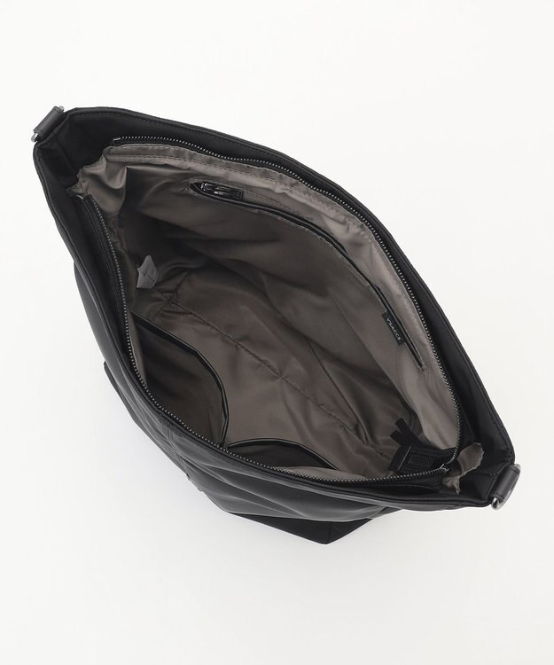 Y'SACCS ツイルナイロン　カーブショルダー　Mサイズ ブラック