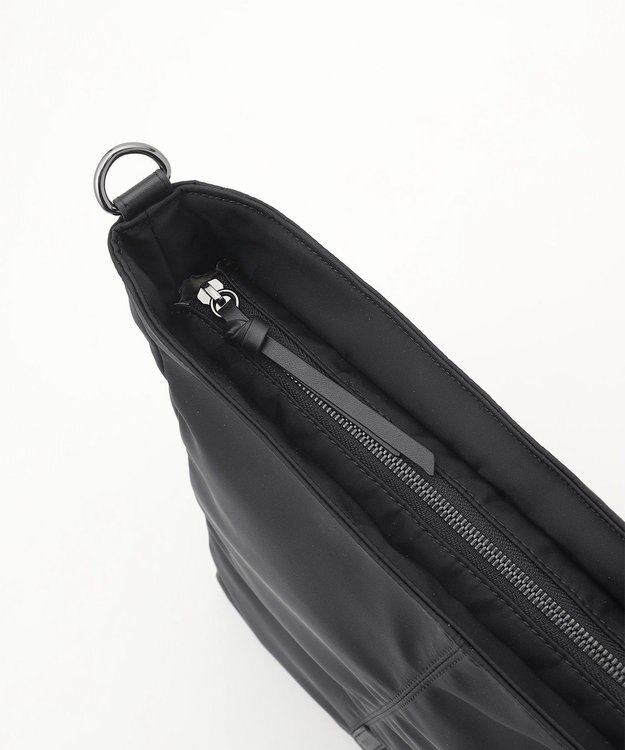 Y'SACCS ツイルナイロン　カーブショルダー　Mサイズ ブラック