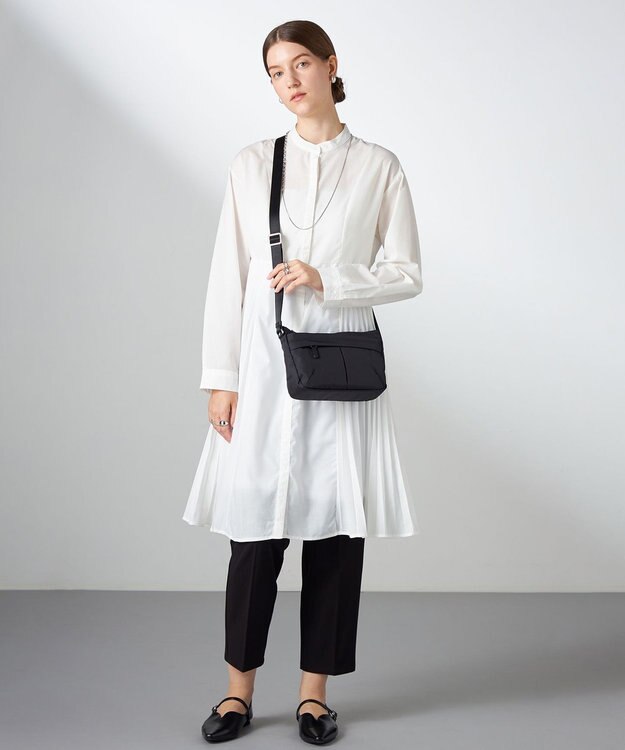 Y'SACCS ナイロンタフタポシェット ブラック